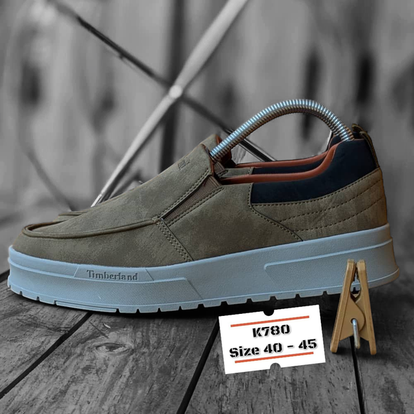 TIMBERLAND LOW-CUT SNEAKERS