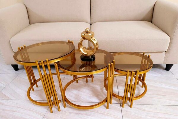 Table basse dorée moderne