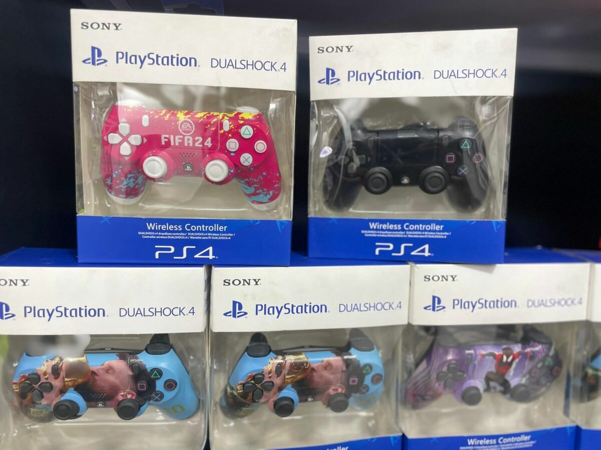 PS4 Controller