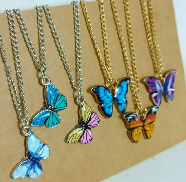 Chaine motif papillons