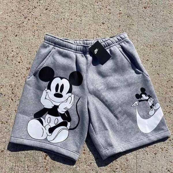 Shorts en gris avec motif