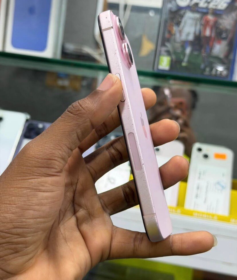 Apple iPhone 15 rose