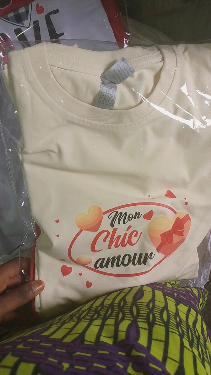 T-shirt personnalisé pour couple