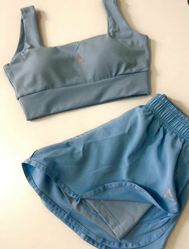 Ensemble sport femme : soutien-gorge + short