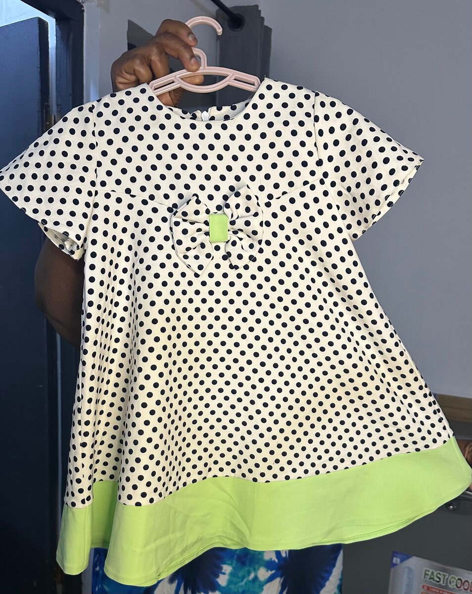 Robe enfant verte 3 à 5ans