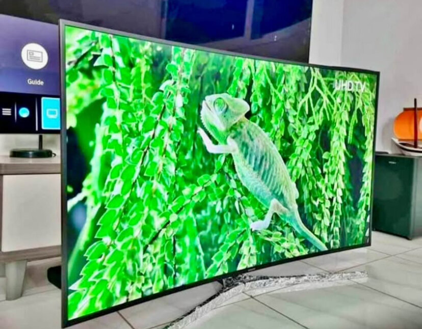 Télévision UHD intelligente