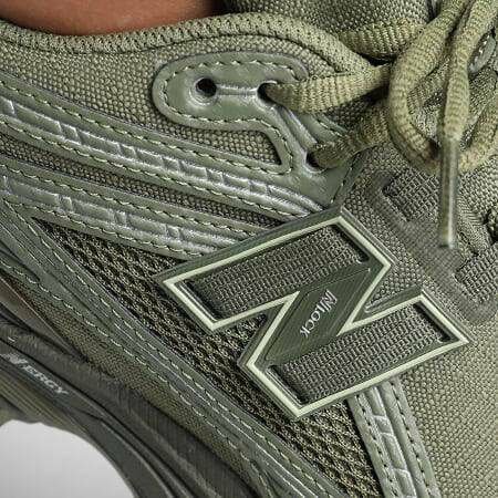 Baskets de running vertes