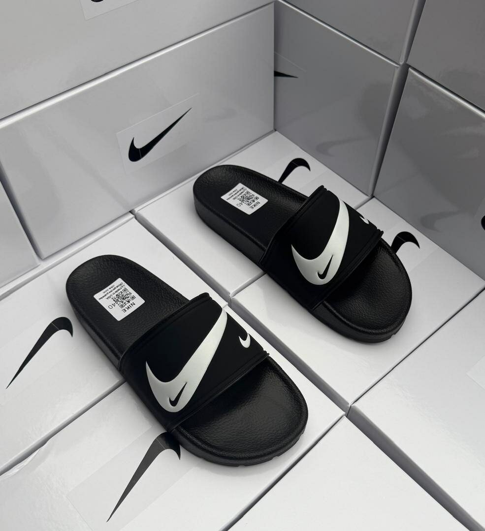 Claquettes Nike Confortables