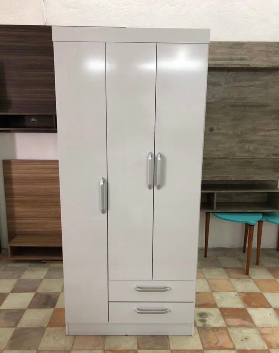 Armoire 2 portes avec tiroirs