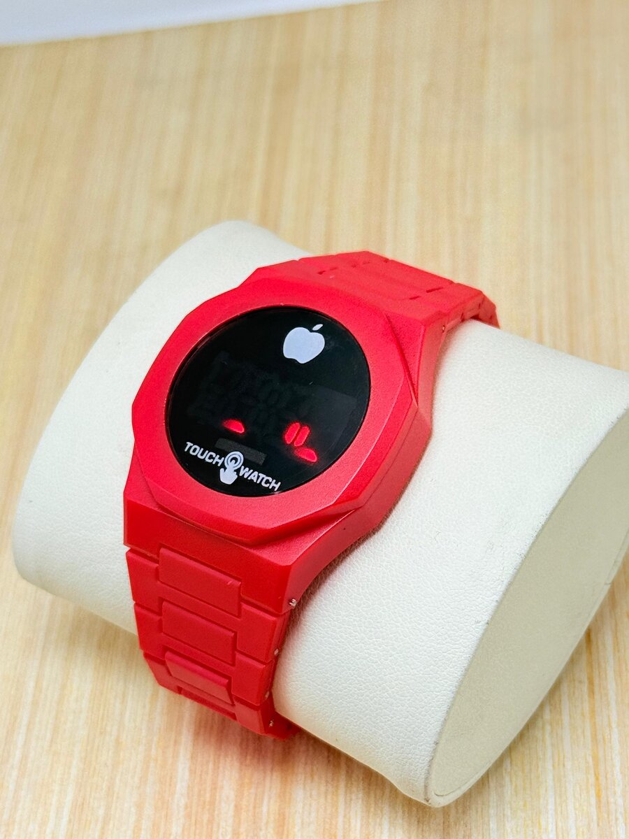 Montre LED tactile moderne