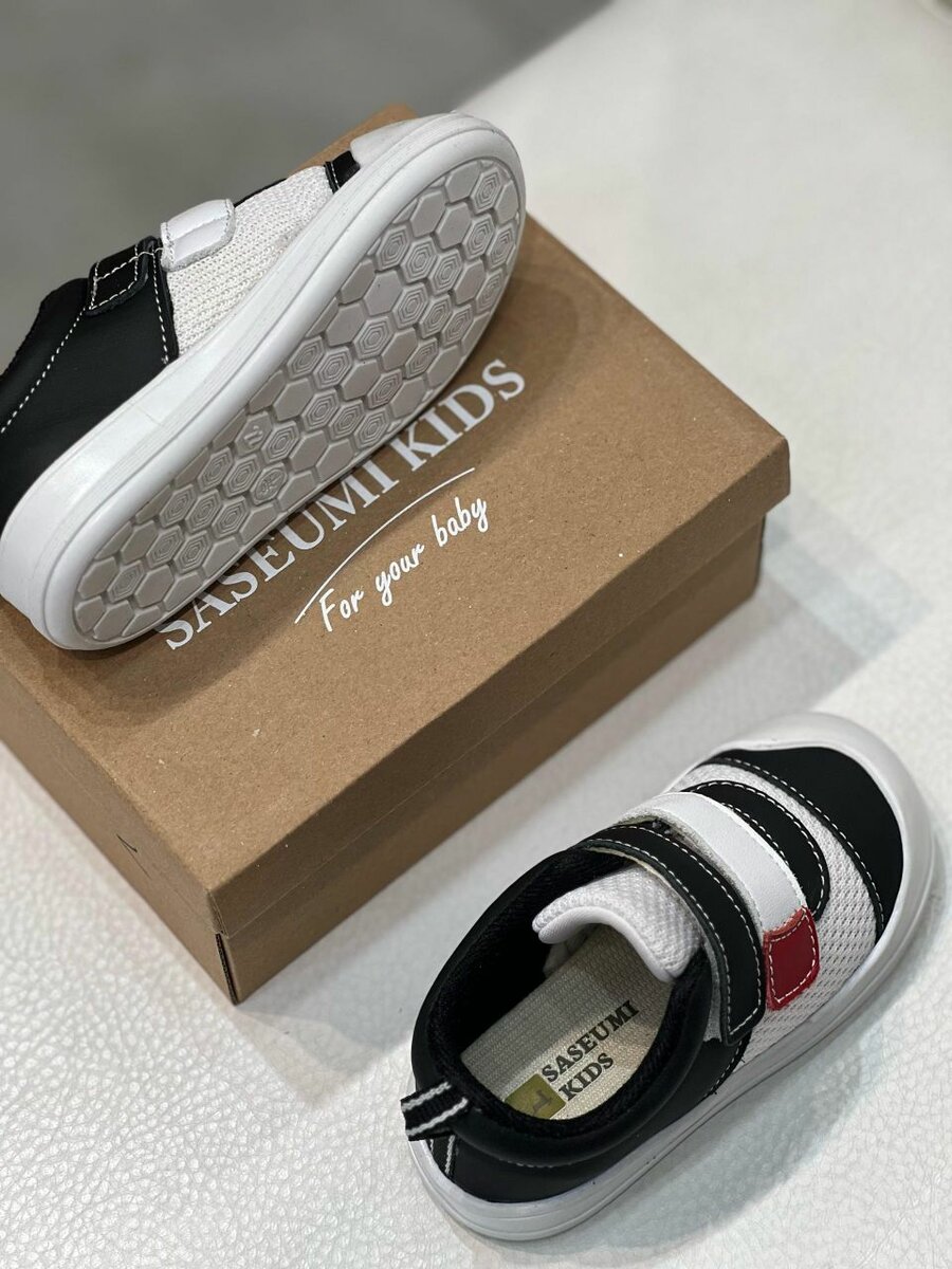 кроссовки для малышей