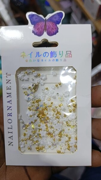 Décorations pour ongles perles