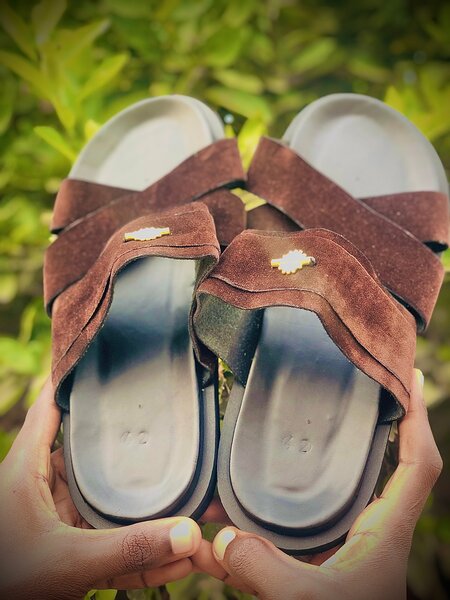 Sandales en cuir marron pour homme