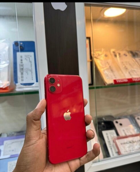 iPhone 11 Rouge 64Go Débloqué