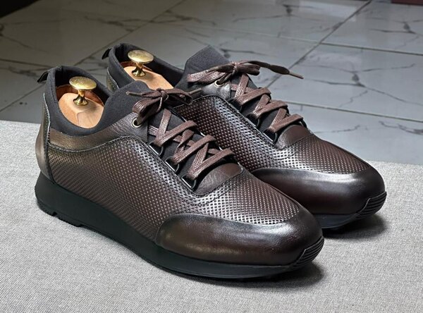 Sneakers en cuir élégants homme