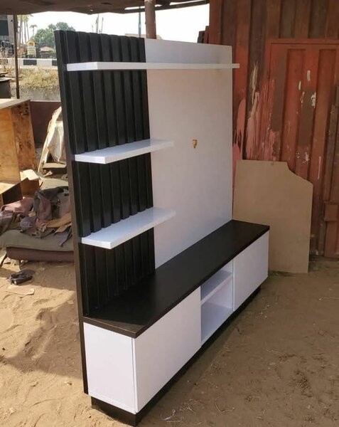 Meuble TV moderne avec étagères