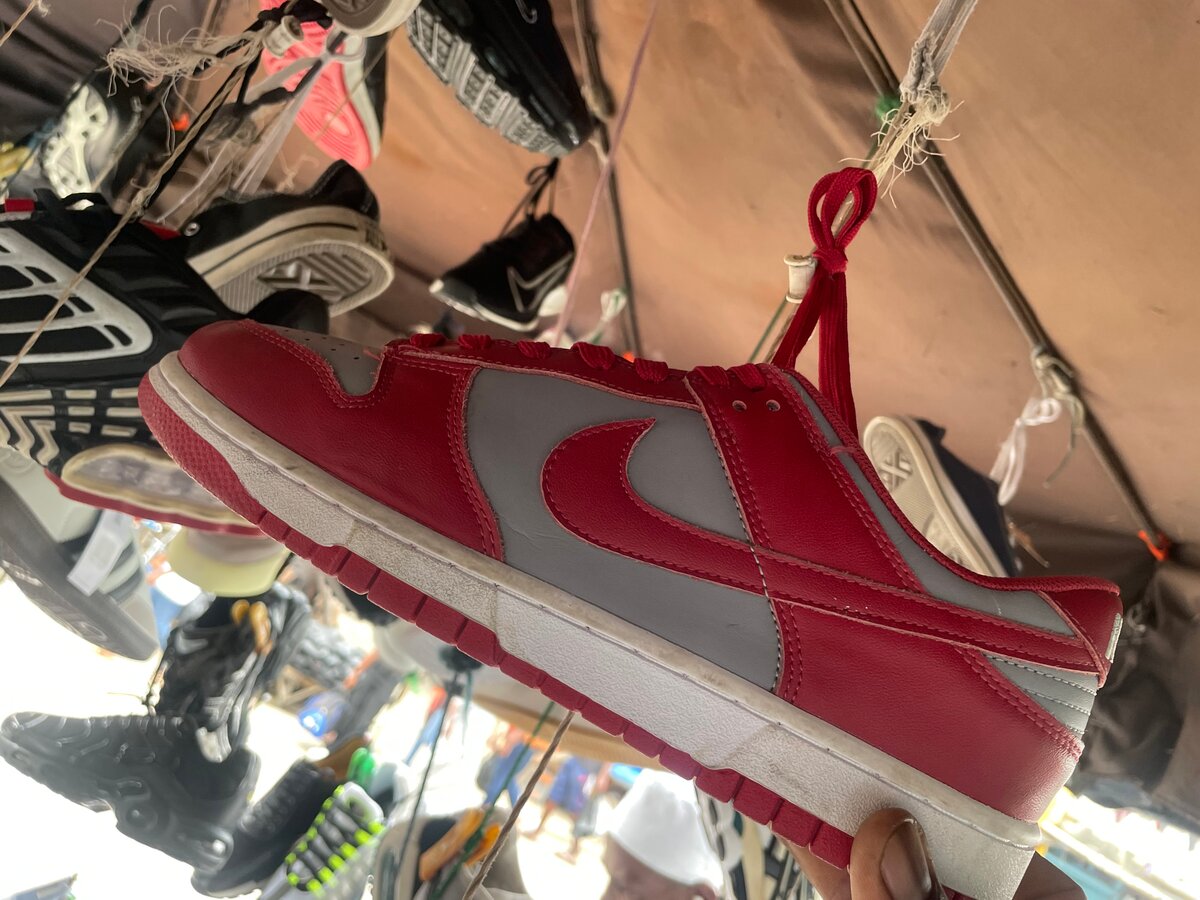 Nike SB Dunk Low Sneakers