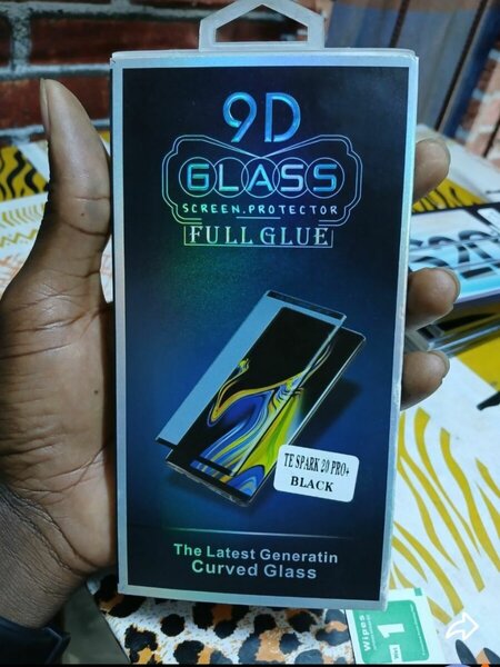 9D Verre Trempé Tecno Spark 9 Pro