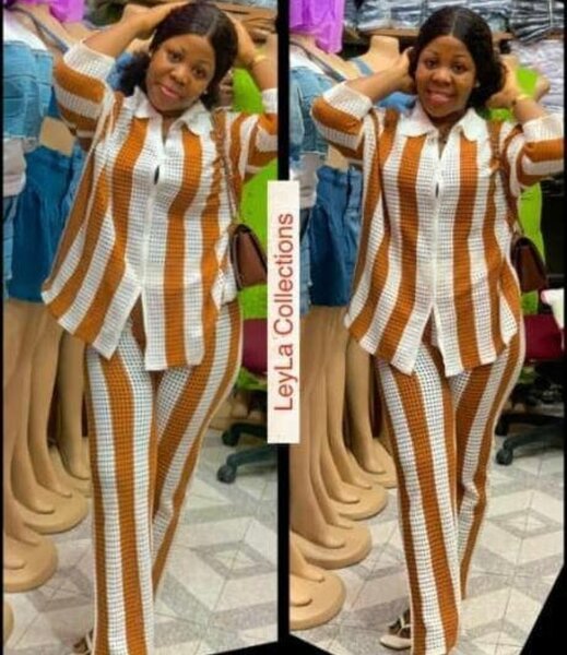 Tenue rayée femme élégante