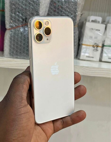 Smartphone moderne blanc