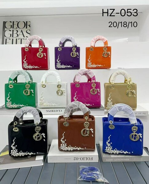 Sac à main perlé élégant