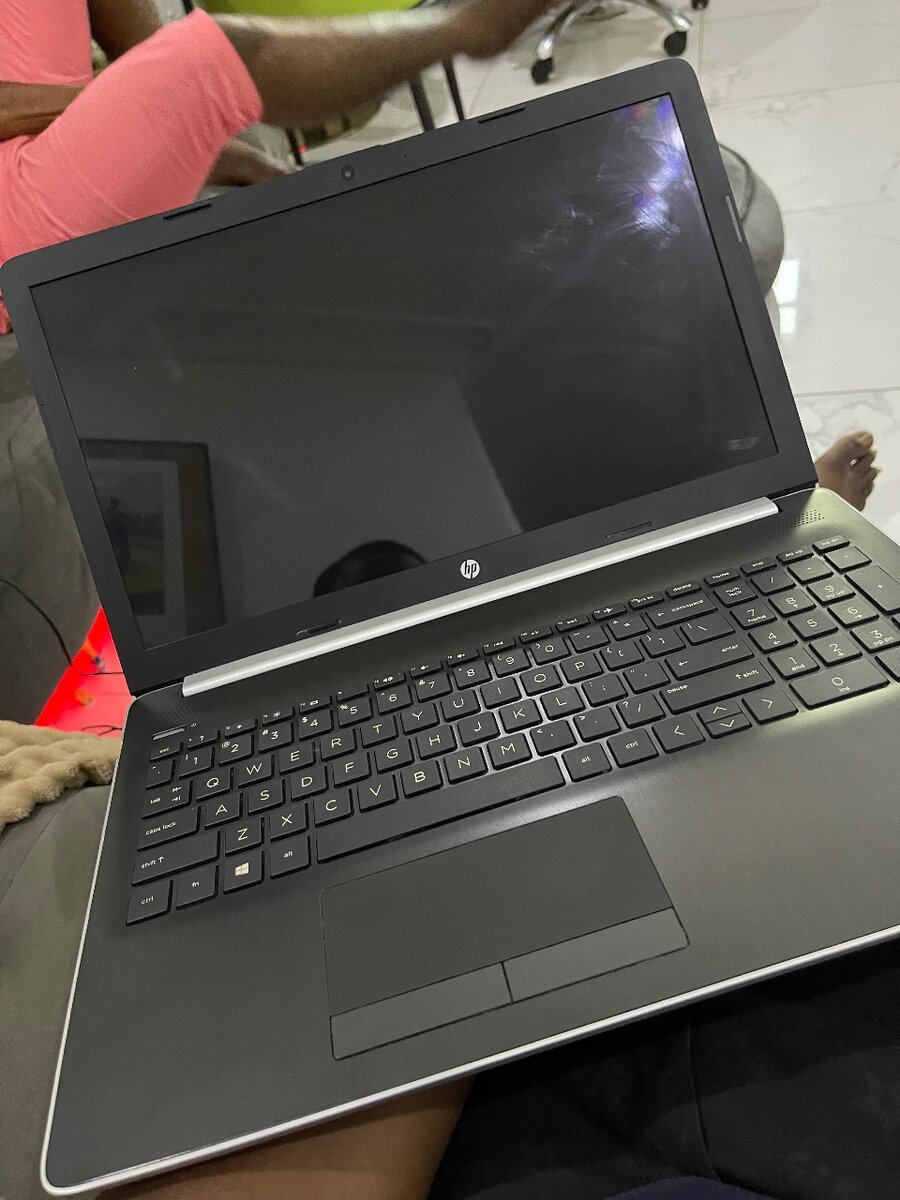 HP LAPTOP
