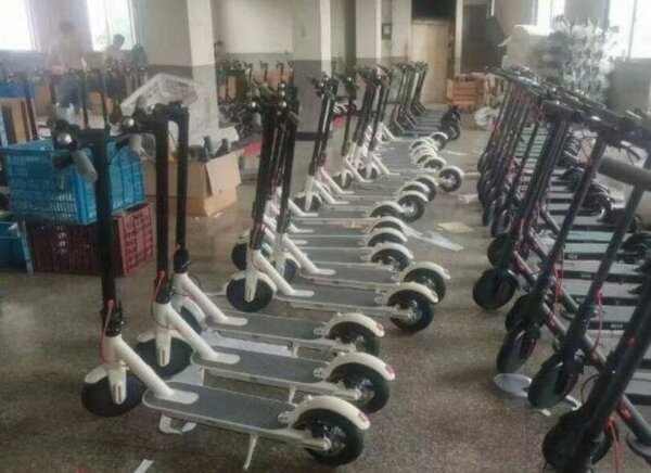 Trottinette électrique pliable