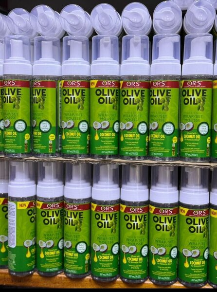 Mousse coiffante ORS à l'huile d'olive