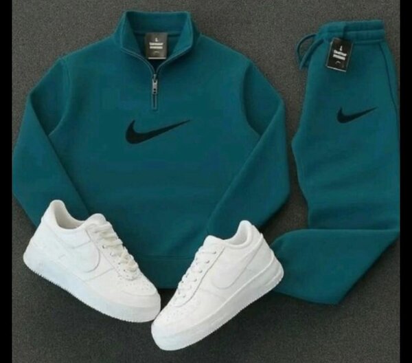 Ensemble survêtement Nike homme