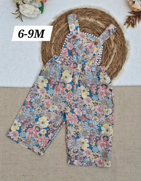 Combinaison pour bébé fille