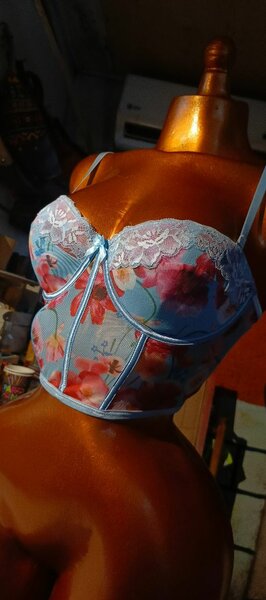 Bustier sexy en satin