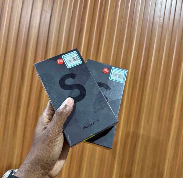 SAMSUNG GALAXY S22 256/8GONEUF