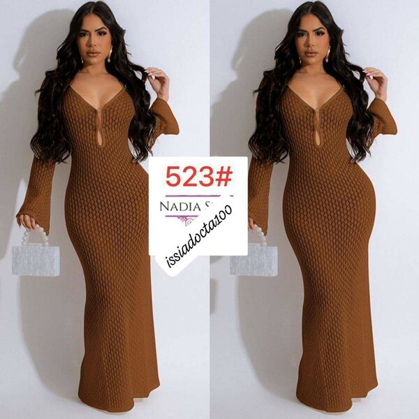 Élégance Robe Longue en Dentelle