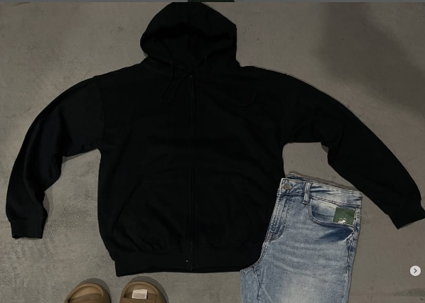 Navy blue zip up hoodie Size L