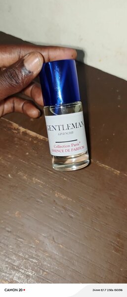 Parfum Essences Élégants