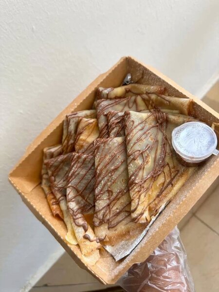 Crêpes nature avec chocolat