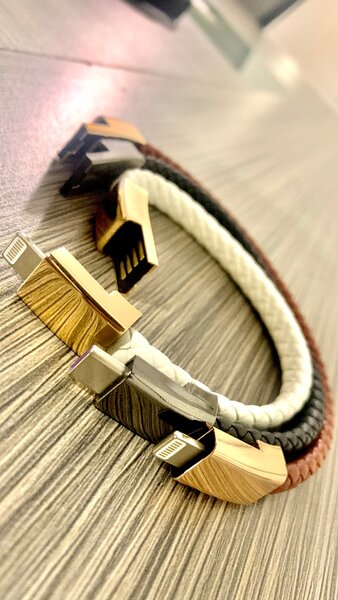 Bracelet chargeur USB élégant