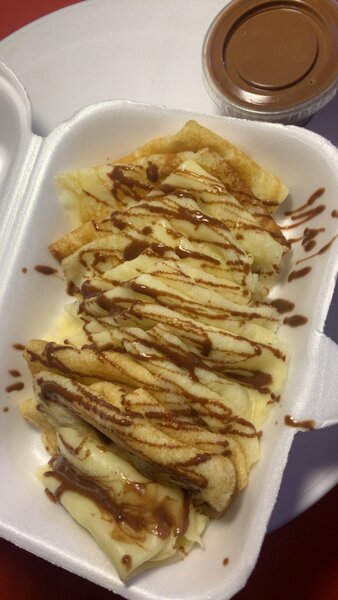 Crêpes sucrées avec  chocolat