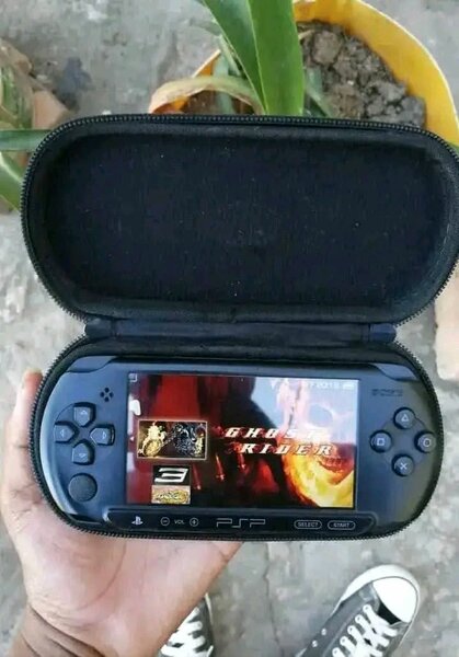 Console de Jeu Portable PSP