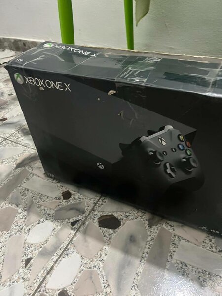Xbox One X Console
