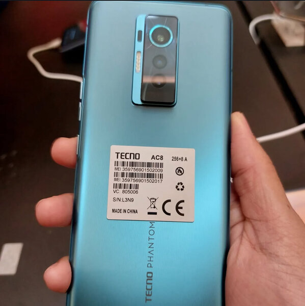 Tecno Phantom AC8 256GB Bleu
