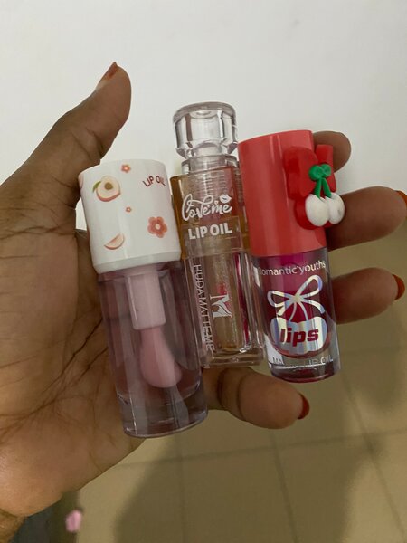 Huile à lèvres hydratante