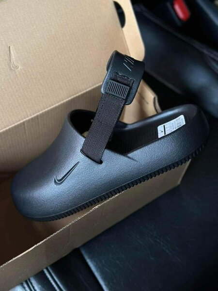Crocs Nike