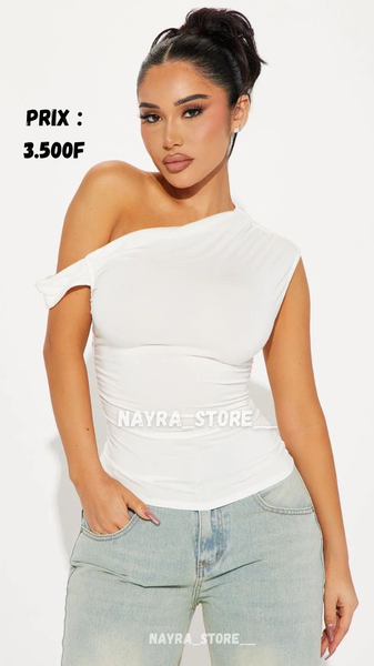 Top asymétrique blanc élégant