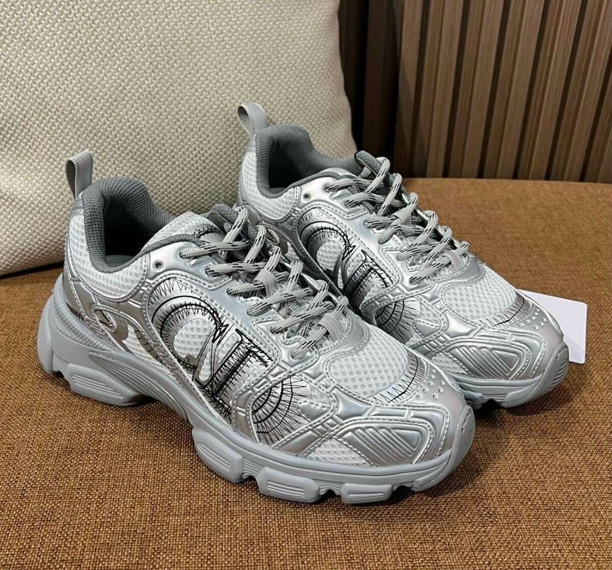 CD DIOR SNEAKER