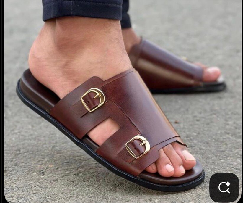 Sandales plates en cuir marron