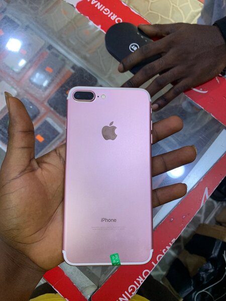 iPhone 7plus 128gig and Samsung Galaxy S8 256gig