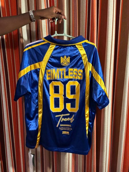 Maillot Sport Bleu Étoilé