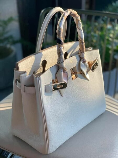 Sac à main en cuir pour femme