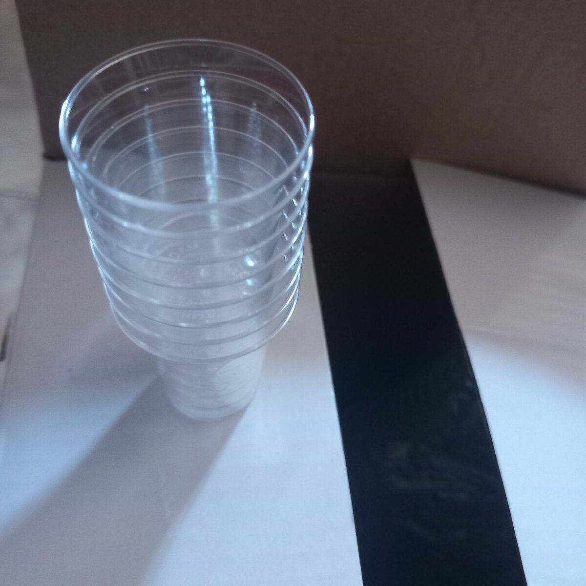 Empty small cups (500 pcs)
